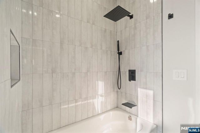 12-41 Western Drive, Fair Lawn, NJ 07410