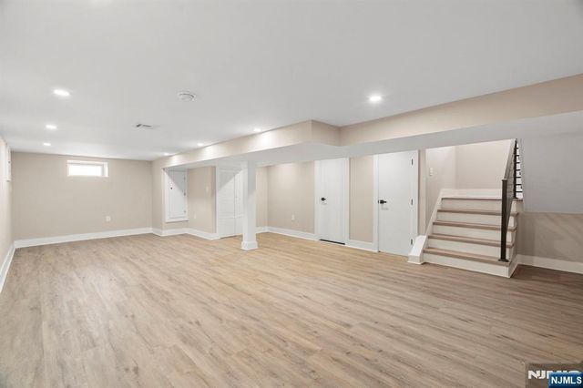 12-41 Western Drive, Fair Lawn, NJ 07410