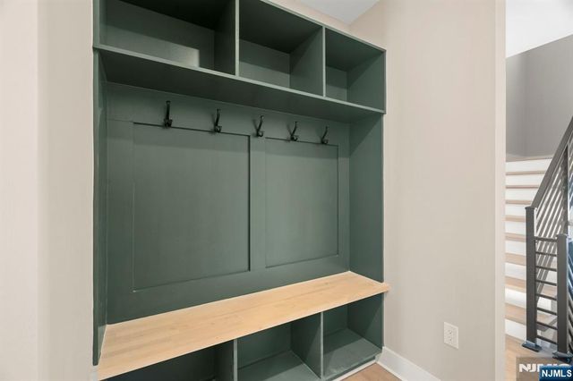 12-41 Western Drive, Fair Lawn, NJ 07410