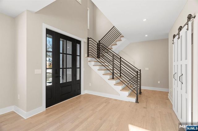 12-41 Western Drive, Fair Lawn, NJ 07410