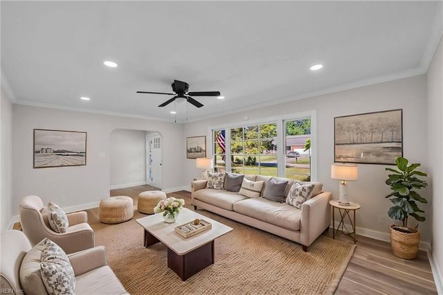 3229 Dogwood DR, Portsmouth, VA 23703