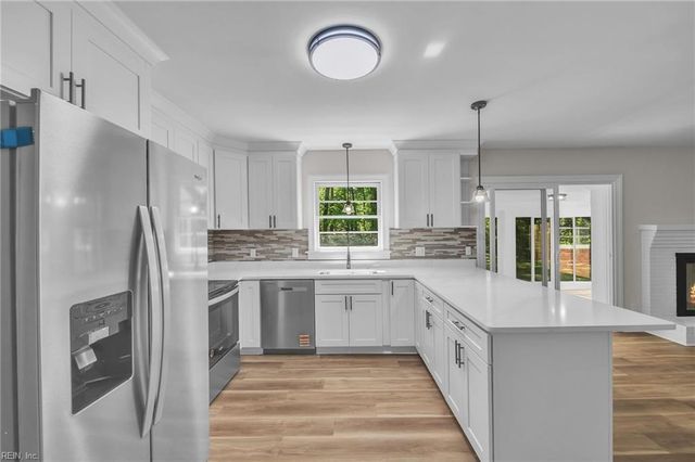 3229 Dogwood DR, Portsmouth, VA 23703