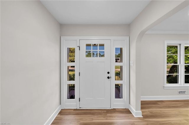 3229 Dogwood DR, Portsmouth, VA 23703