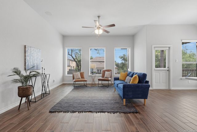 13627 Cessna, San Antonio, TX 78245