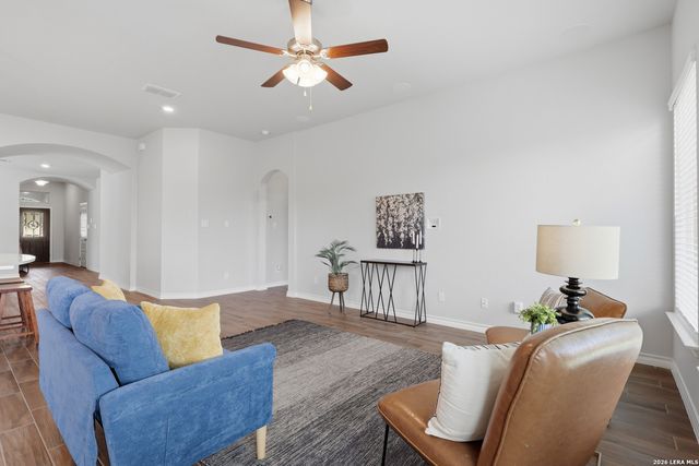 13627 Cessna, San Antonio, TX 78245