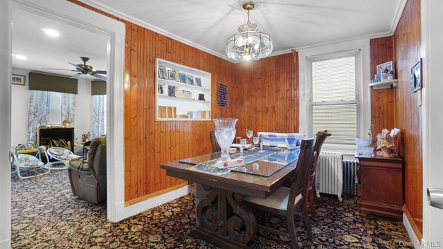 364 Ashburton Avenue A, Yonkers, NY 10701