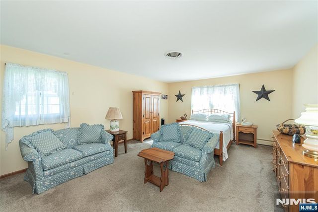 115 Churchill Drive, Clifton, NJ 07013