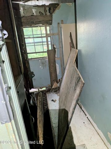 399 Cooper Road, Jackson, MS 39212