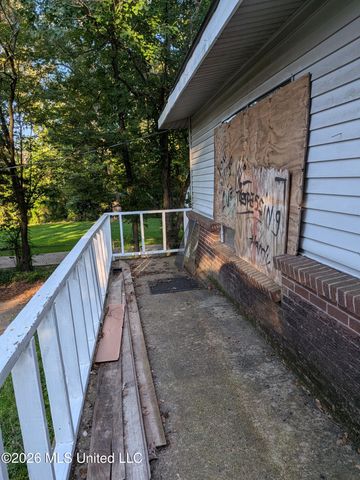 399 Cooper Road, Jackson, MS 39212