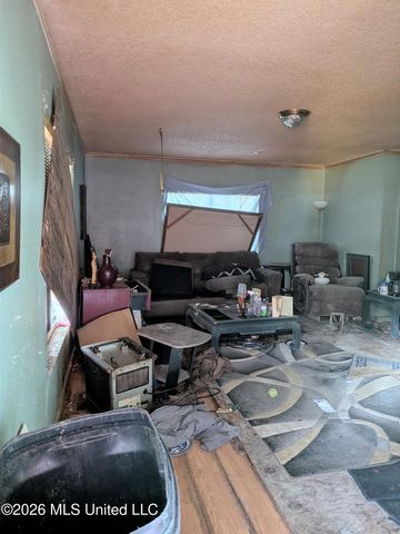 399 Cooper Road, Jackson, MS 39212