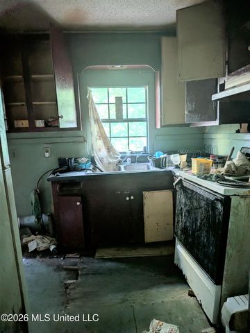 399 Cooper Road, Jackson, MS 39212