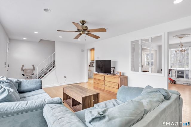 40 Carriage Path North 40, Milford, CT 06460