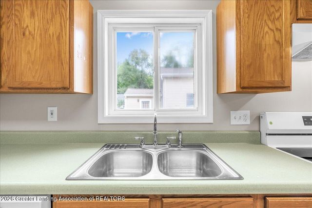 1800 Alpha Street, Lansing, MI 48910