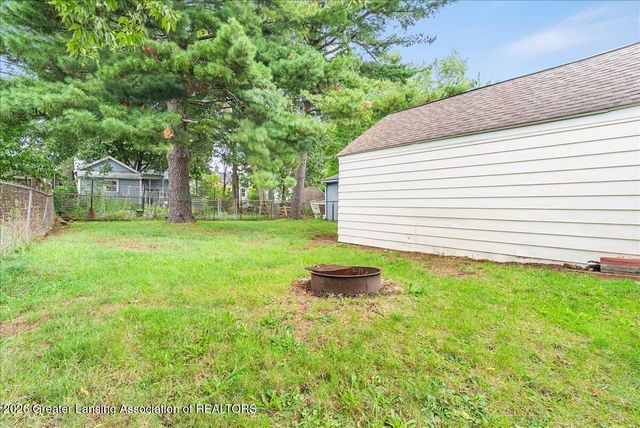 1800 Alpha Street, Lansing, MI 48910