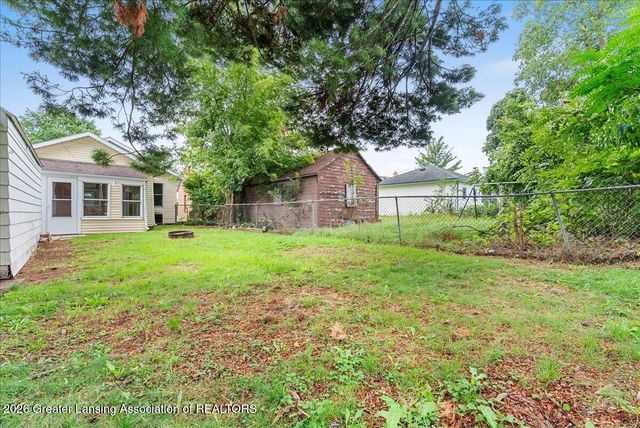 1800 Alpha Street, Lansing, MI 48910
