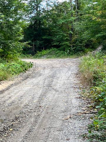 16 Polly's Crossing Road, Ossipee, NH 03864