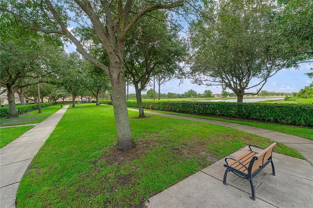 Image 32 of property listing at 12721 AVALON LAKE DRIVE, Orlando, FL 32828