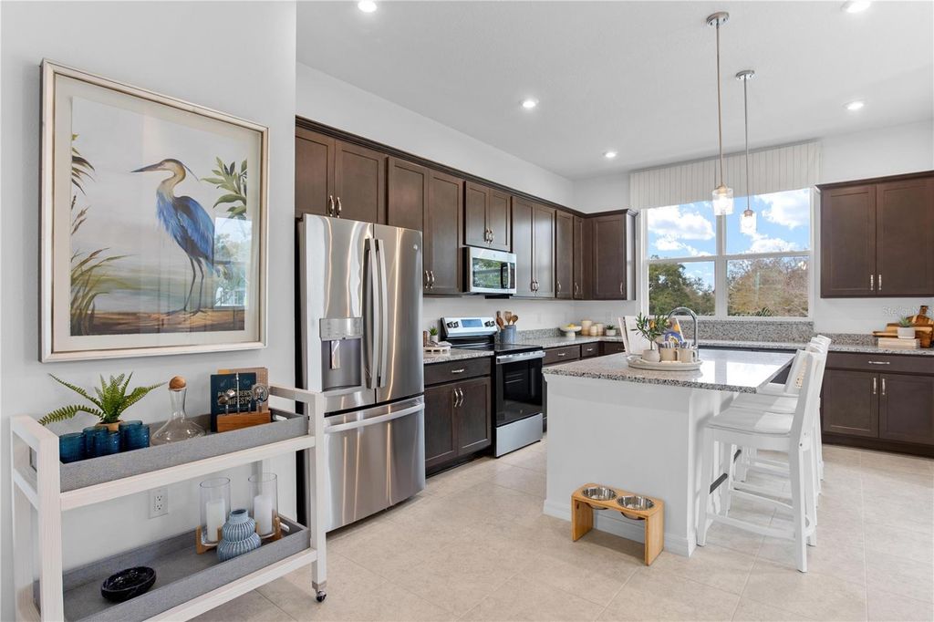Image 9 of property listing at 12721 AVALON LAKE DRIVE, Orlando, FL 32828