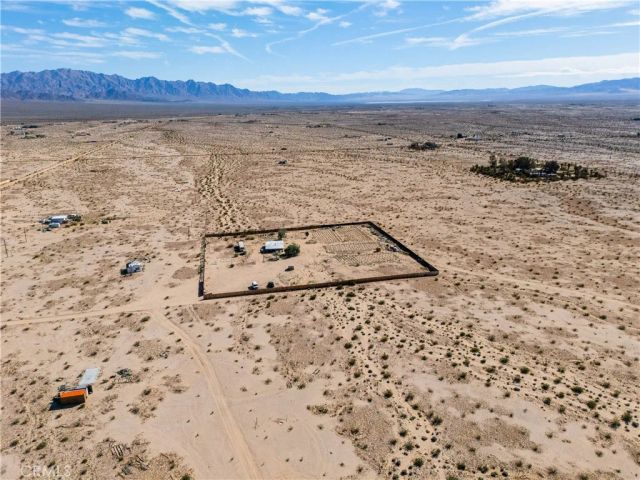 3575 Desert Villa, 29 Palms, CA 92277