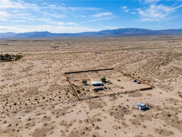 3575 Desert Villa, 29 Palms, CA 92277