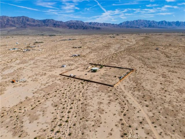 3575 Desert Villa, 29 Palms, CA 92277