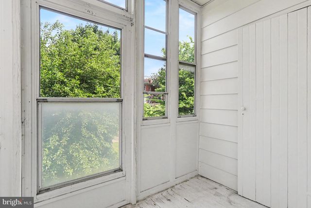 157 ROYAL TER, Harrisburg, PA 17103