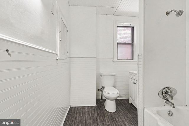 157 ROYAL TER, Harrisburg, PA 17103