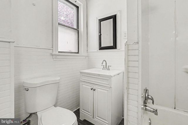 157 ROYAL TER, Harrisburg, PA 17103