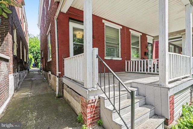 157 ROYAL TER, Harrisburg, PA 17103