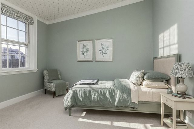 62 Beacon 3, Boston, MA 02108