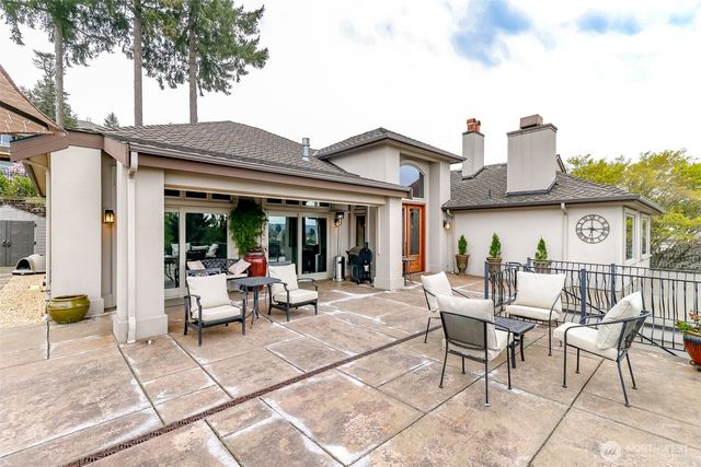 1107 51st Street NE, Tacoma, WA 98422