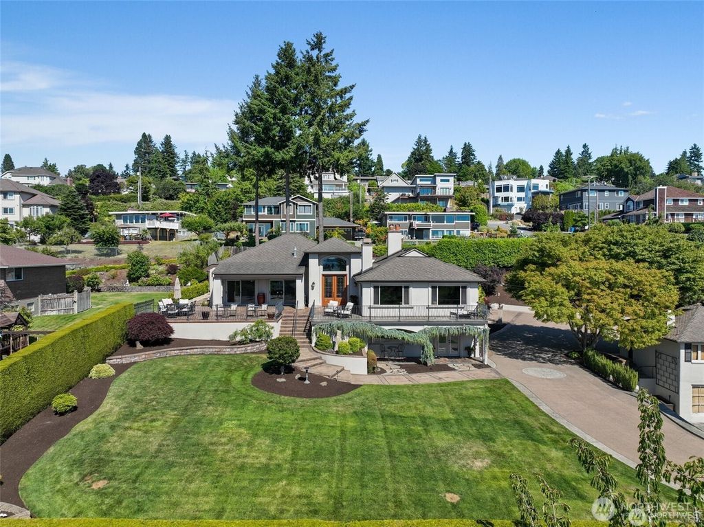 1107 51st Street NE, Tacoma, WA 98422