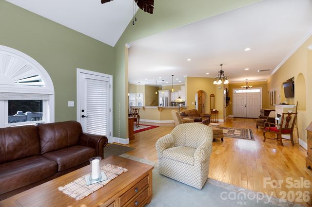 2509 Georgemont Court, Gastonia, NC 28054