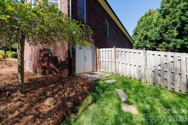 2509 Georgemont Court, Gastonia, NC 28054