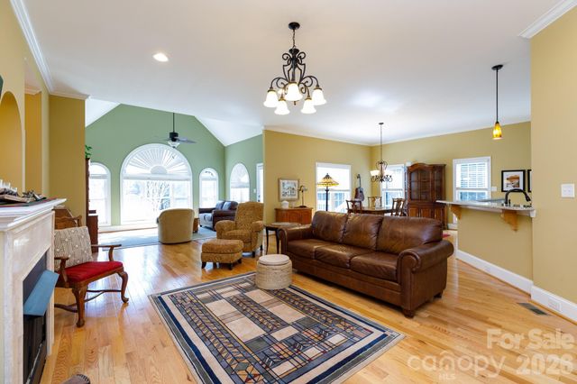 2509 Georgemont Court, Gastonia, NC 28054