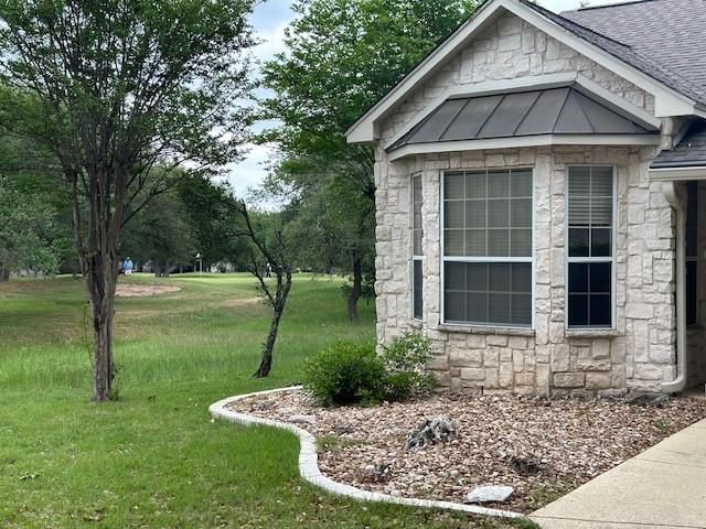 125 Whispering Wind DR, Georgetown, TX 78633