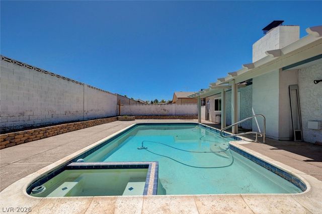 4383 Del Santos Drive, Las Vegas, NV 89121