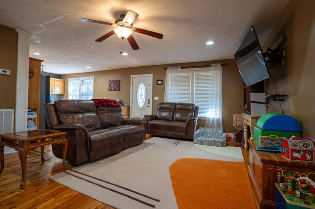 3662 Alabama Hwy 75, Flat Rock, AL 35966