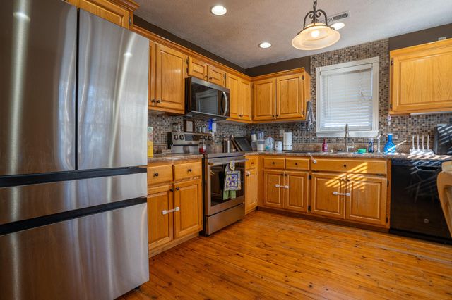 3662 Alabama Hwy 75, Flat Rock, AL 35966