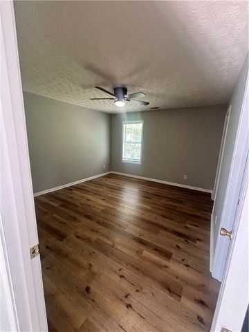 1191 Folkstone Drive, Mcdonough, GA 30253