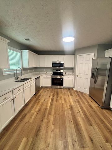 1191 Folkstone Drive, Mcdonough, GA 30253