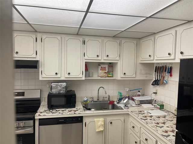 550 NW 79th Ave 108, Margate, FL 33063