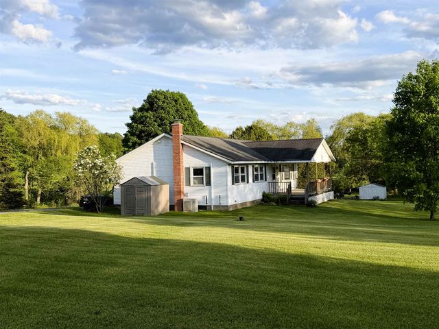 9 Mayselwood Drive, Milton, VT 05468