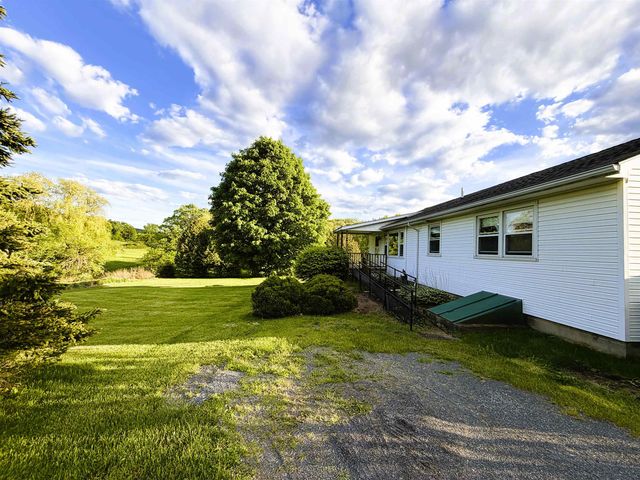 9 Mayselwood Drive, Milton, VT 05468