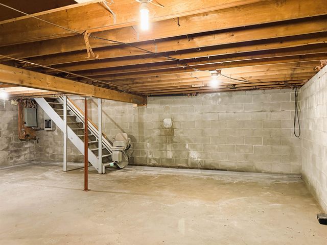 9 Mayselwood Drive, Milton, VT 05468