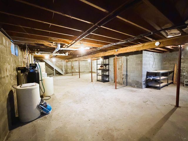 9 Mayselwood Drive, Milton, VT 05468