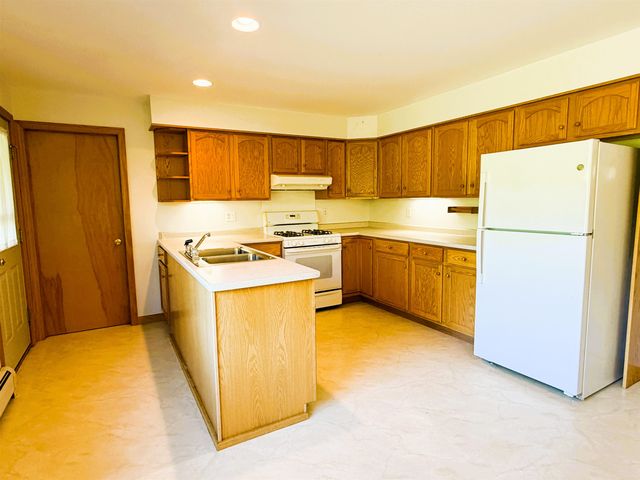 9 Mayselwood Drive, Milton, VT 05468