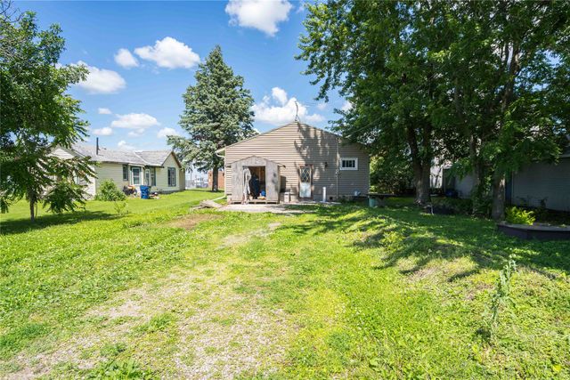 206 S Elm Street, Gilman, IA 50106