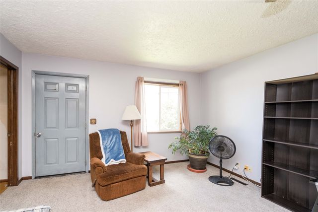 206 S Elm Street, Gilman, IA 50106