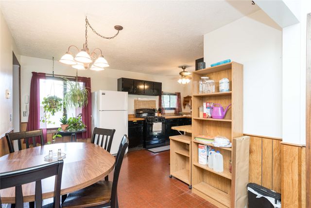 206 S Elm Street, Gilman, IA 50106